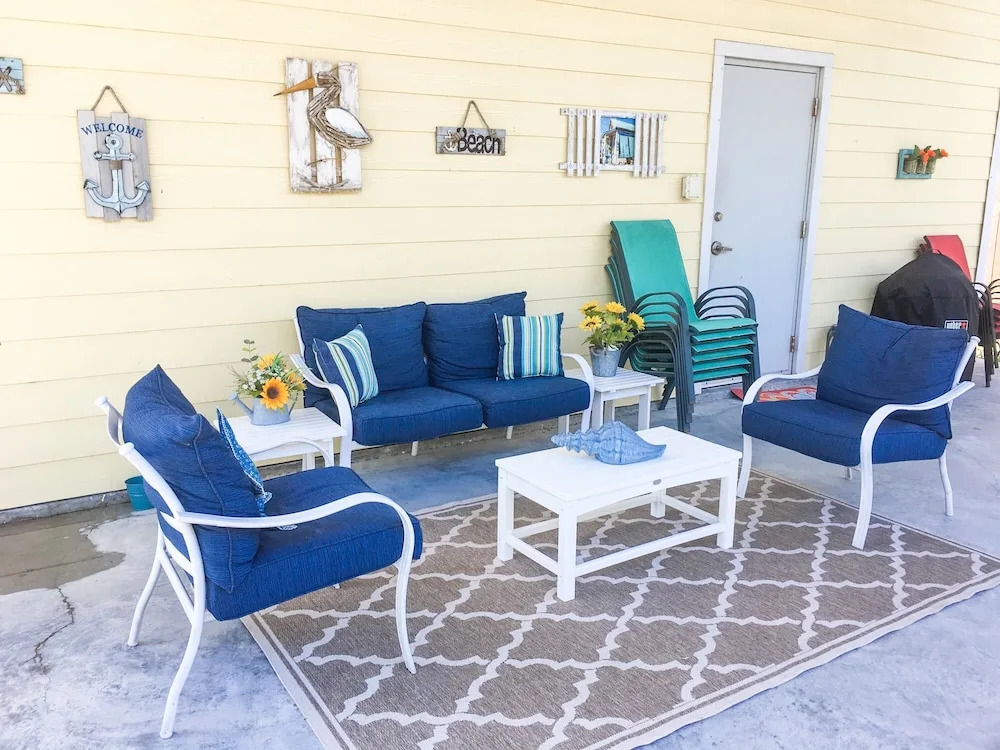 447 Rockport - 3 Br Home
