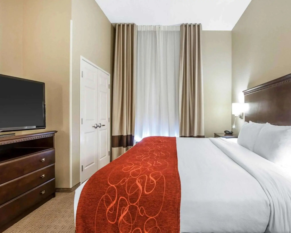 Comfort Suites Marietta-Parkersburg