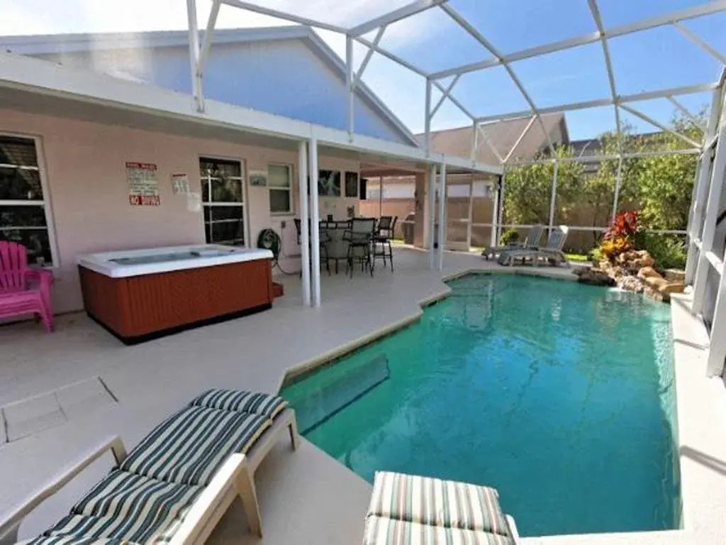 Audez Tropical Haven