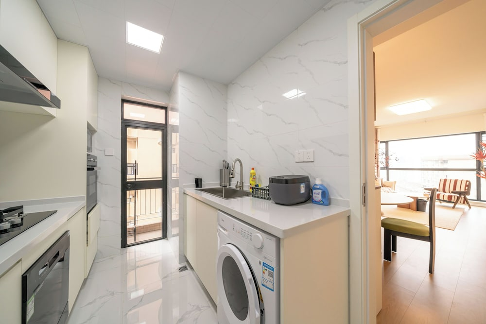 Tyms 3BR 2BA Apt  Gubei Fully Furnished