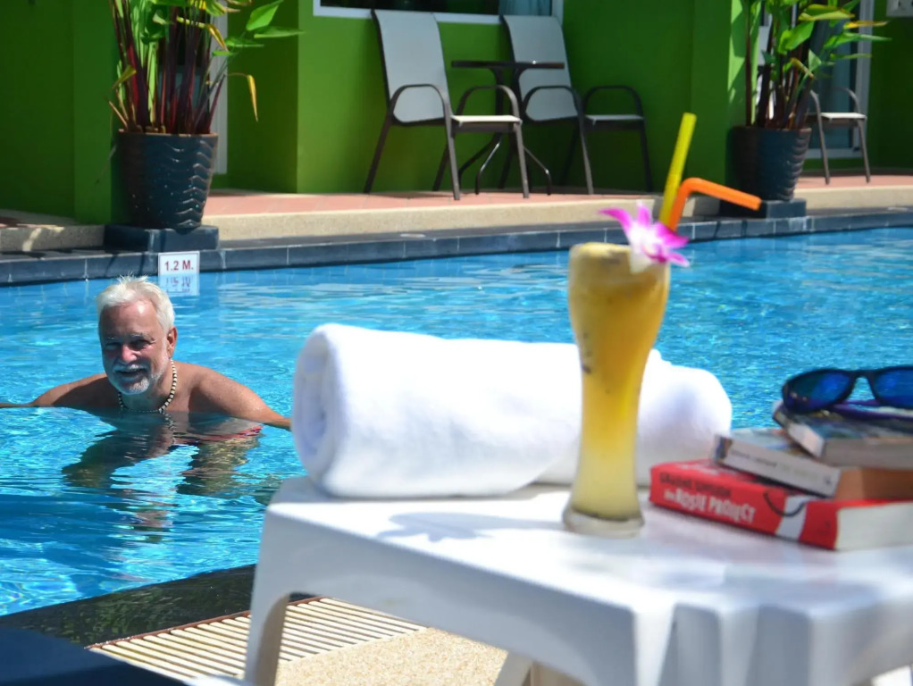 C-Nior Bungalows