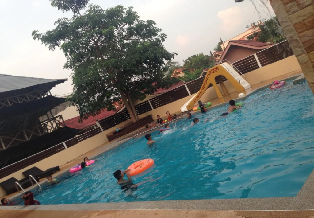 Hasna Palace