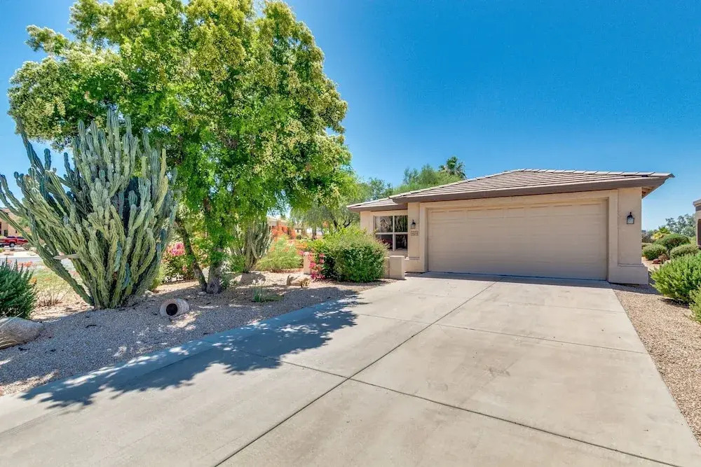 La Costa - 2 Br home by RedAwning