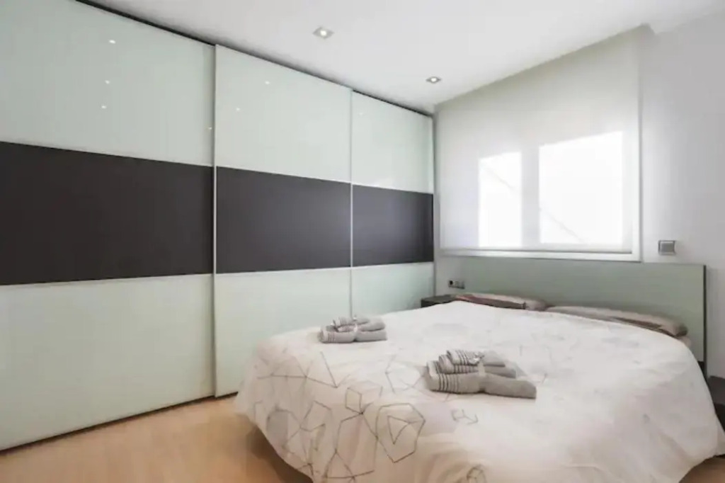 Apartamento Castelldefels Playa con Piscina y Parking