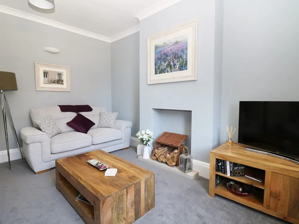 2 Regency House