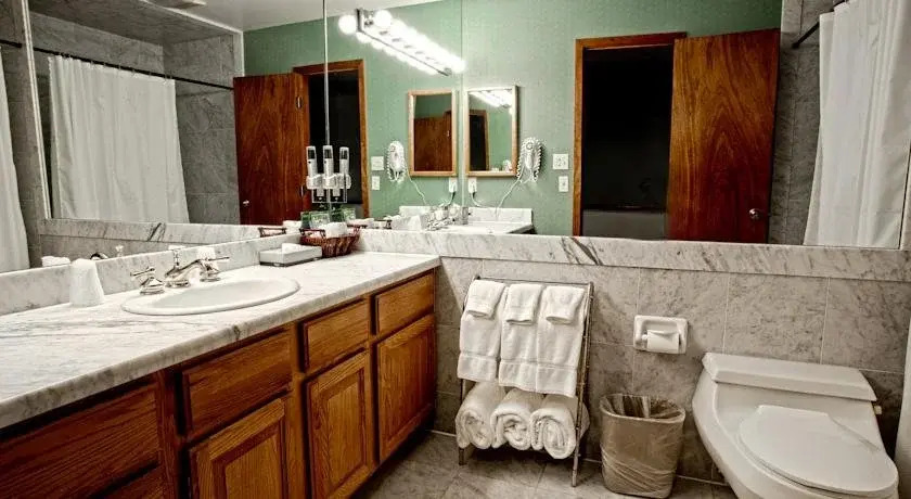 Mountain House Lodge