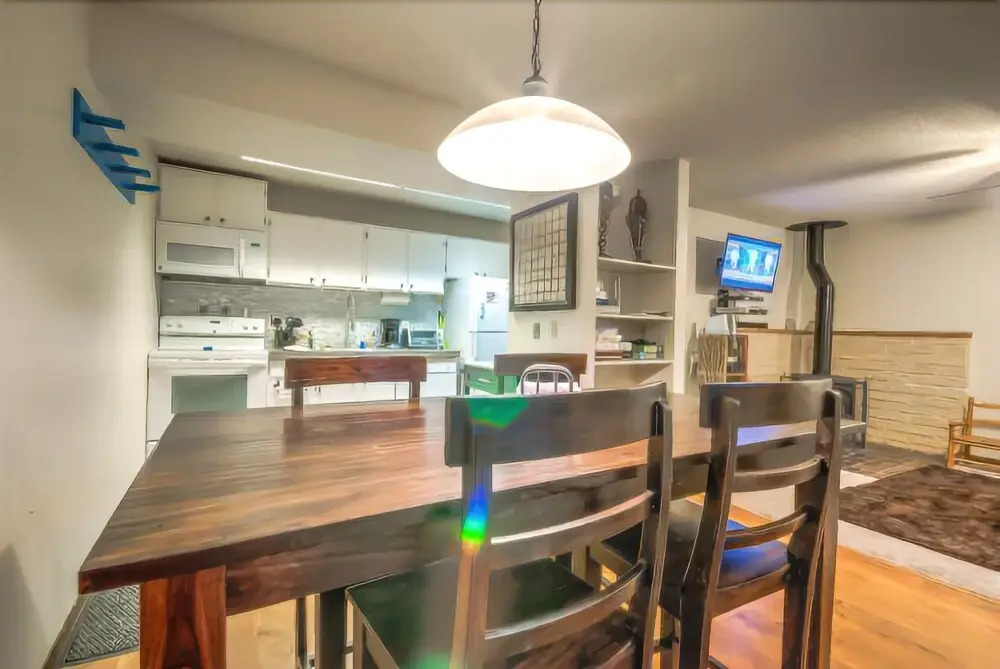 Whistler Townhome Cedar 22