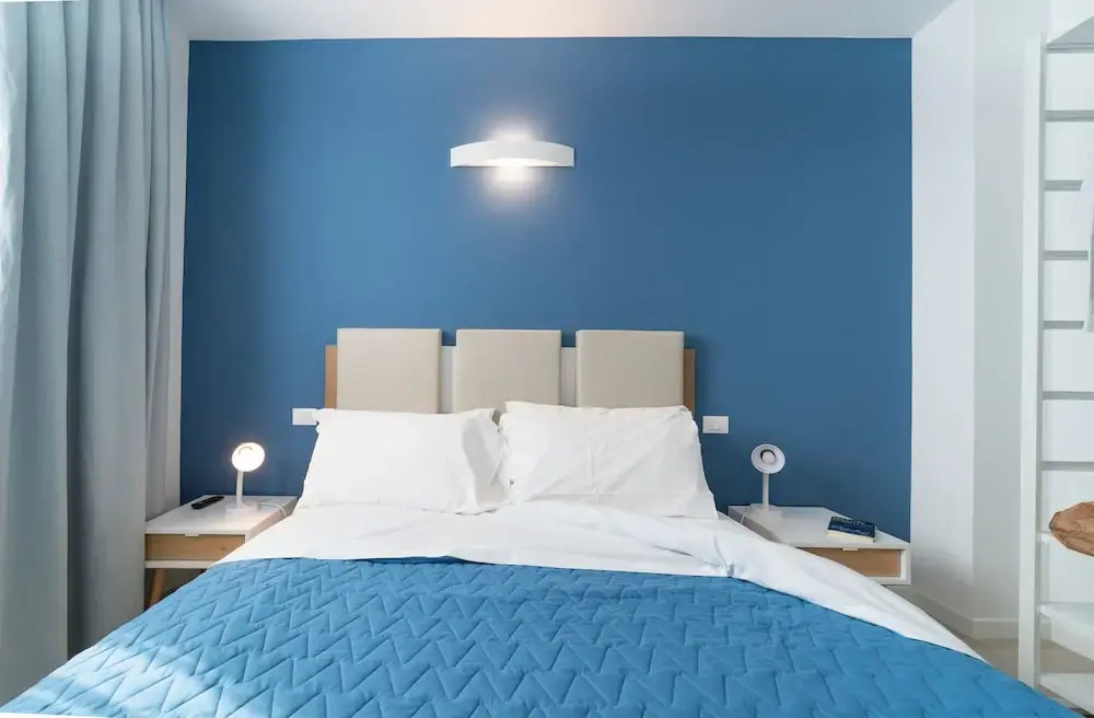Stylish Residenza Torre Bianca 2 Bedroom Sleeps 6