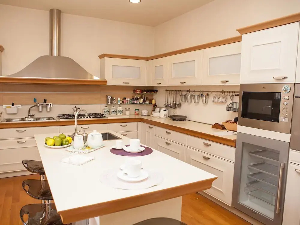 AG HOME ADRAGNA
