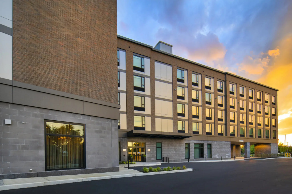 Holiday Inn Express - Boston Logan Airport - Revere by IHG