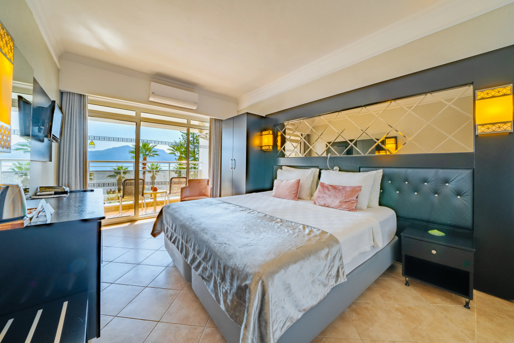 Prime Beach Hotel