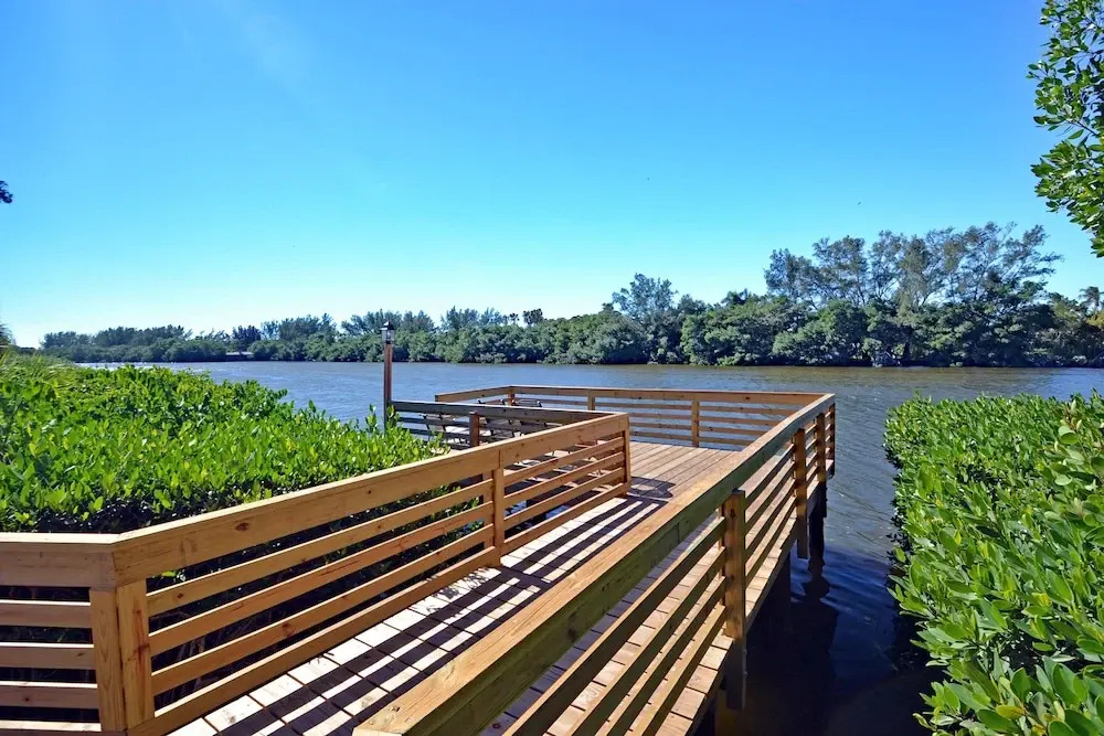 Siesta Heron 7