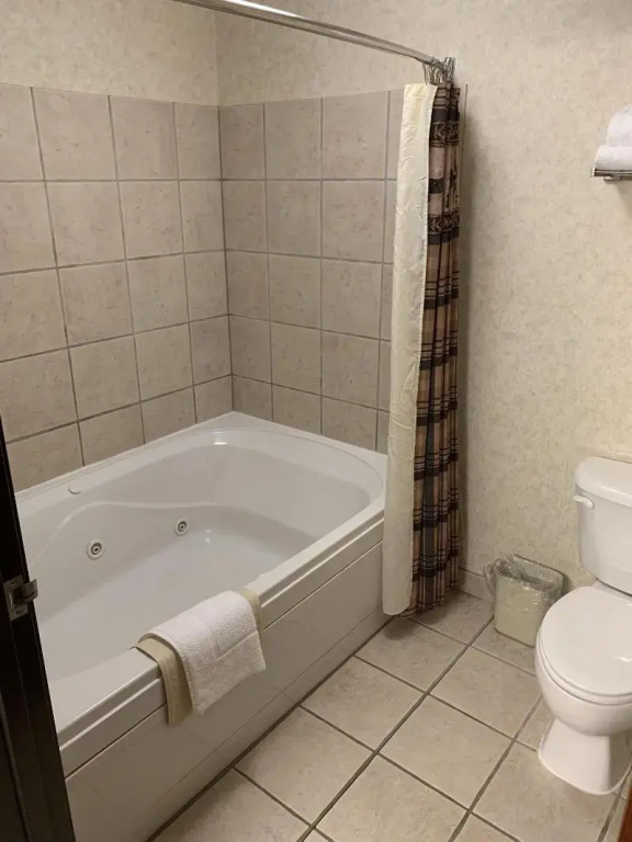 Kelly Inn and Suites Mitchell