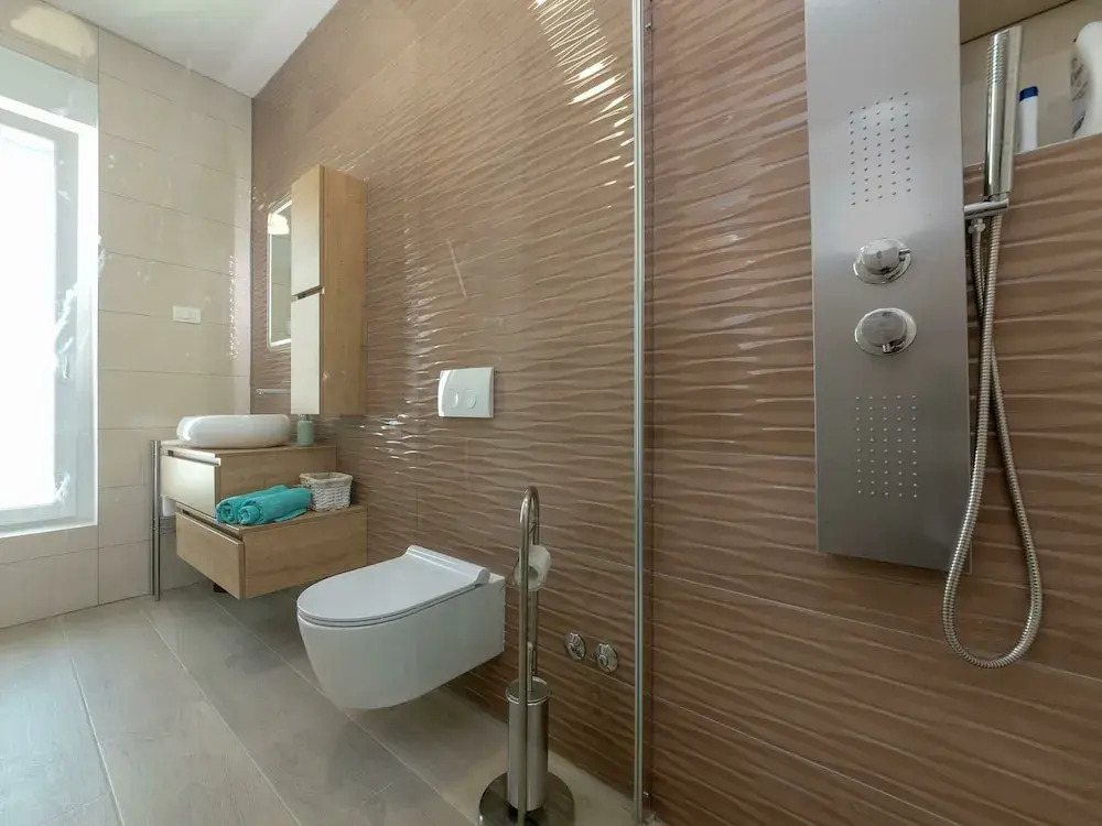 Detached Villa With Private Swimming Pool, 1.5 km From the Beach and 4 km From Pula