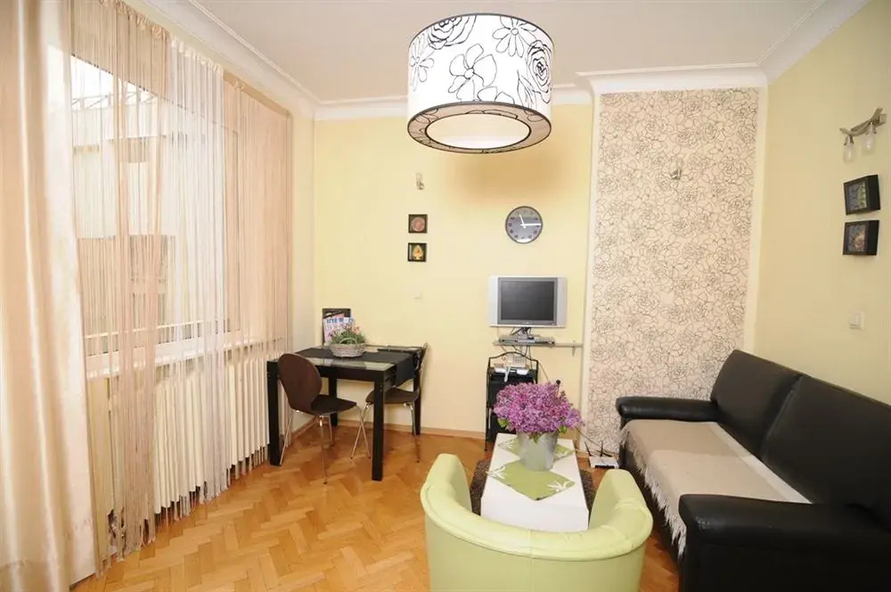 Liza Apartment