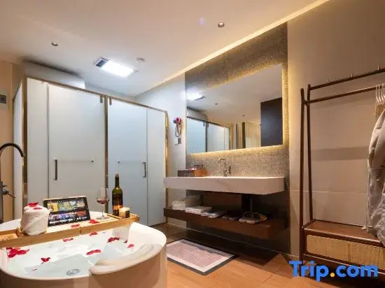 Weifeng Yun She · Chinese Siheyuan · Design Guesthouse (Datong Ancient City Huayan Temple)