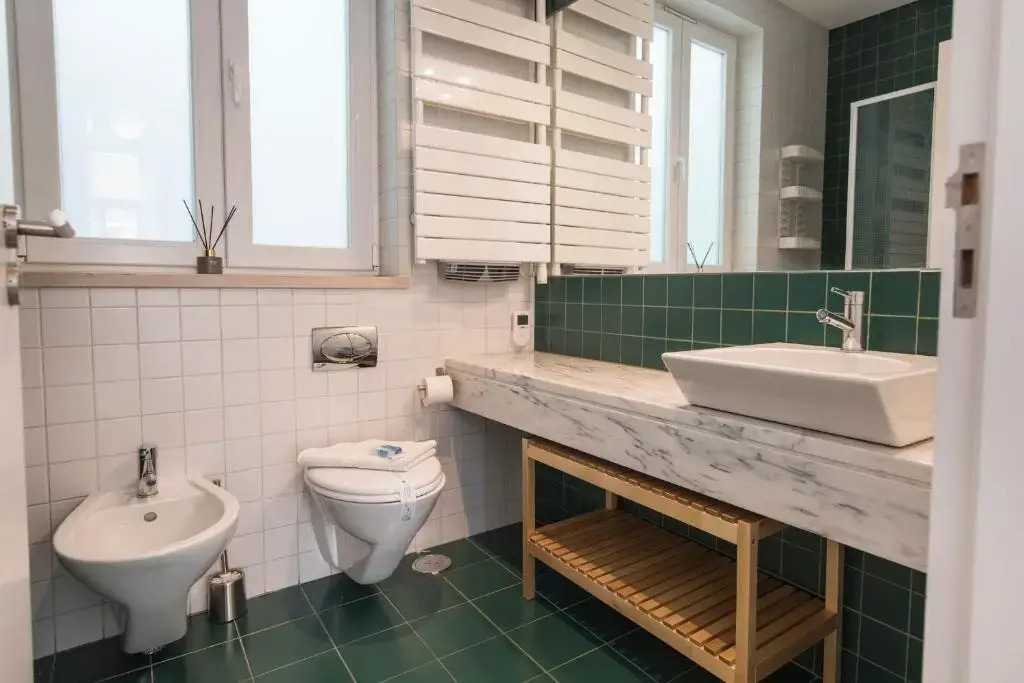 Lovelystay - Bright And Spacious Flat in Graça