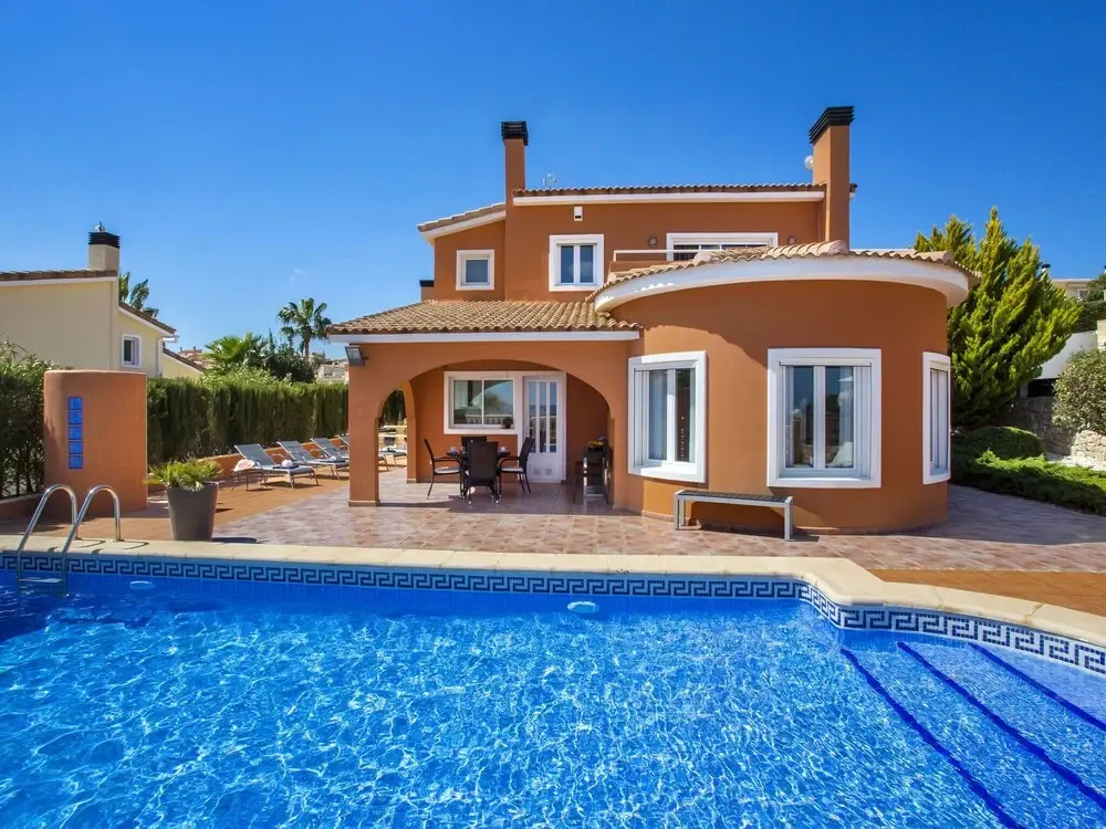 Luxury Villa With Private Swimming Pool in Moraira