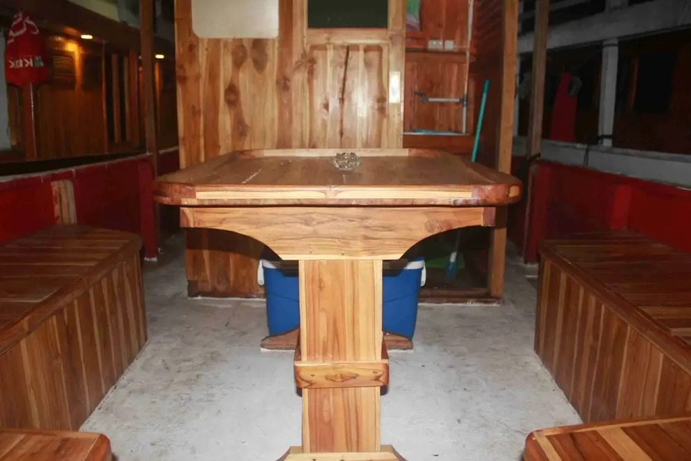 Boat Charter KM.Caroline