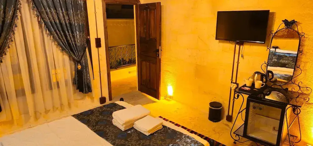 Cleopatra Antique Hotel