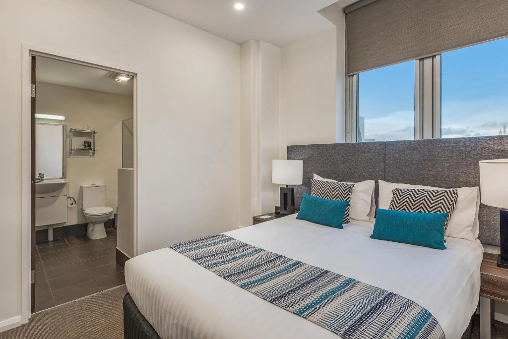 Mantra One Sandy Bay Road