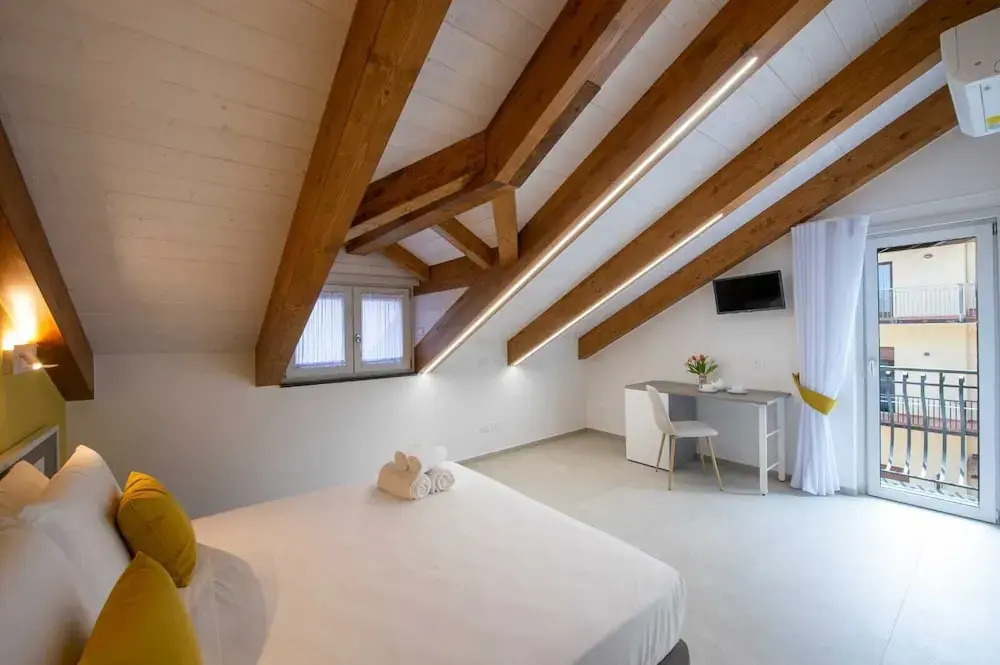 Rossy Palace - Amalficoast Suites
