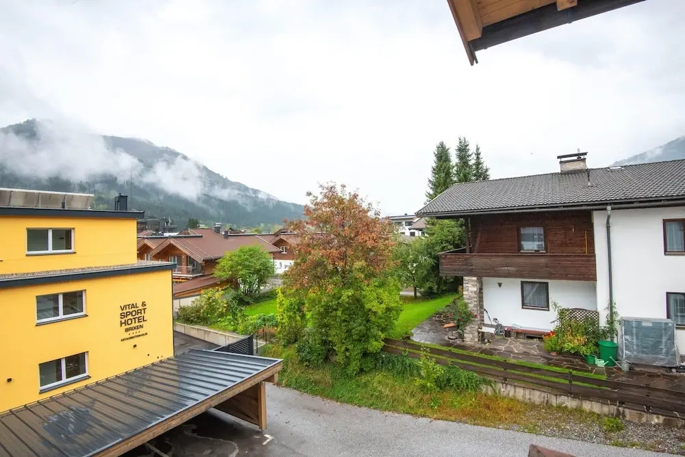 Apartment near the ski slope in Brixen