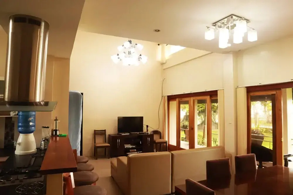 Emes Apartelle