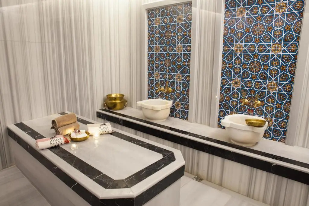 Midas Hotel