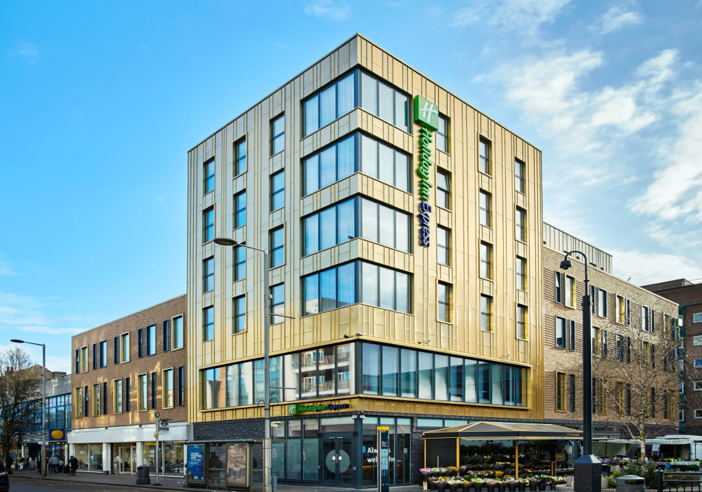 Holiday Inn Express London-Ealing by IHG