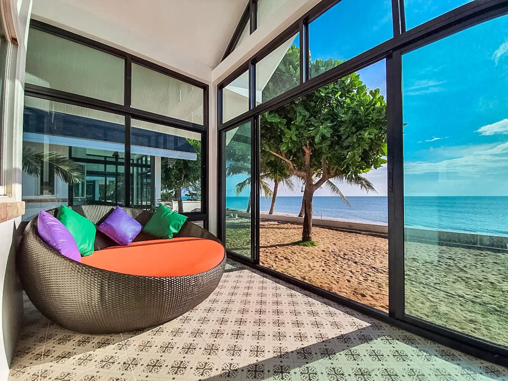 Rattana Pura Beach Resort