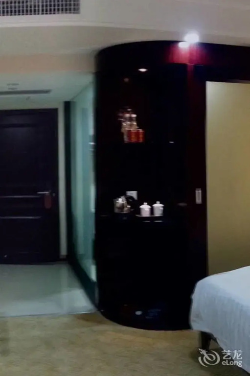 Yihailou Hotel