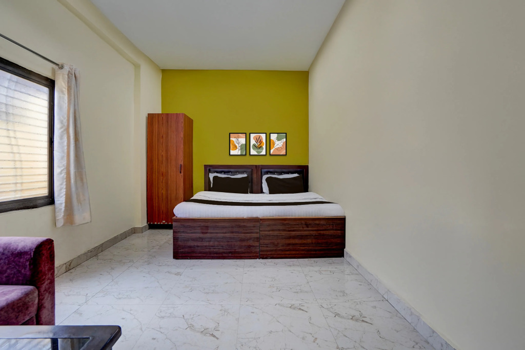 Super Hotel O Samne Ghat