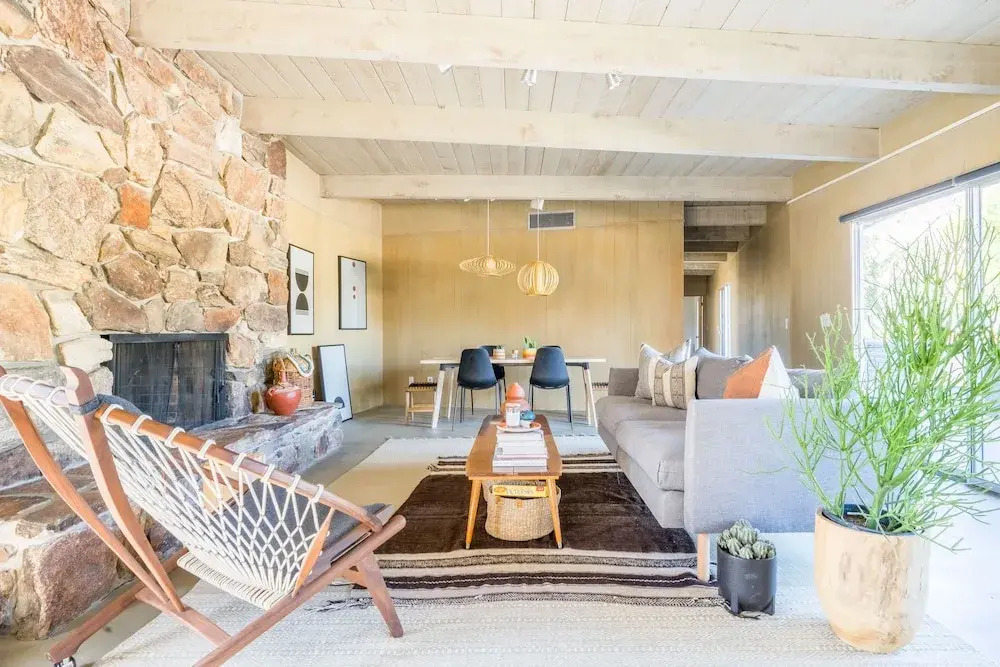 Designer Mcm Hideaway W/ Private Pool & SPA Home