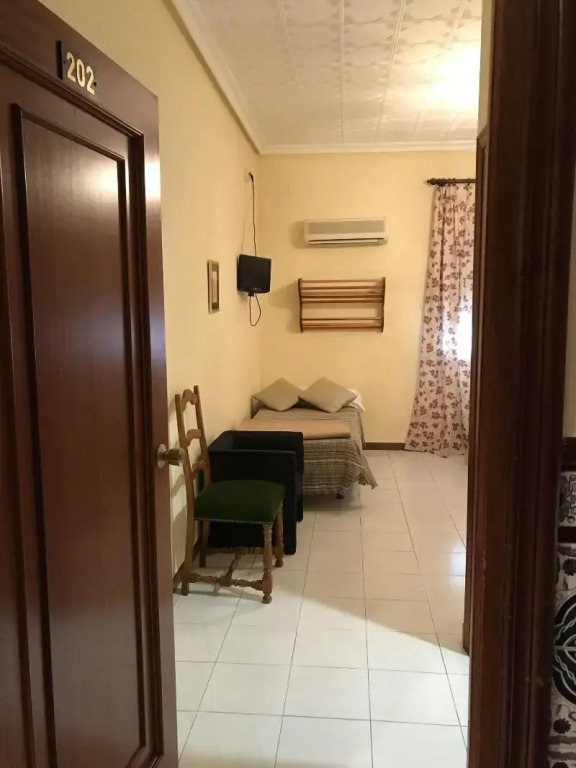 Hostal Santa Ana