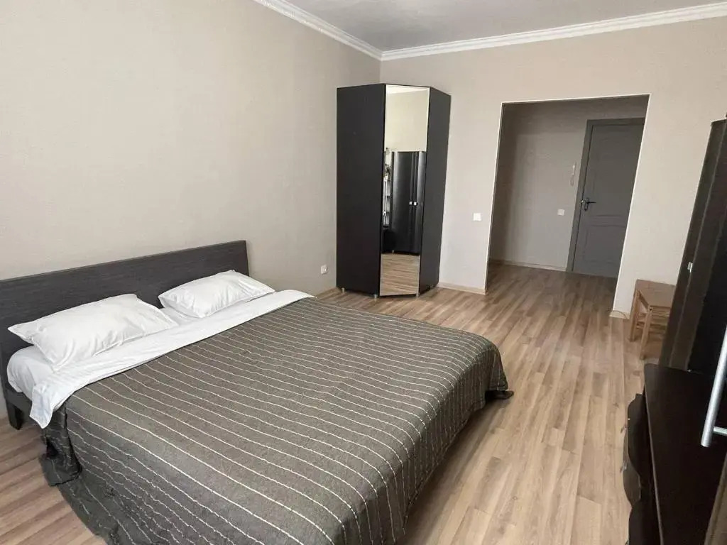 ErNaz Plus Apartments-Infinity-1