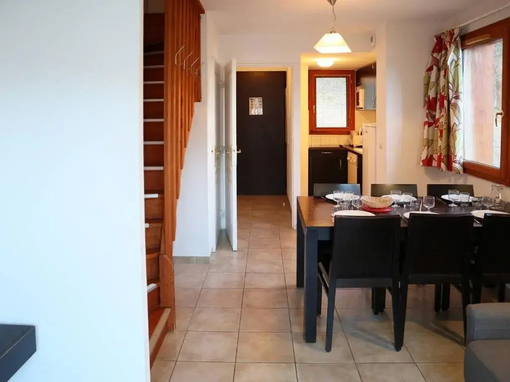 Chalet mitoyen aux Orres avec piscine chauffée, sauna, hammam - skis aux pieds - 6 pers. - FR-1-322-110