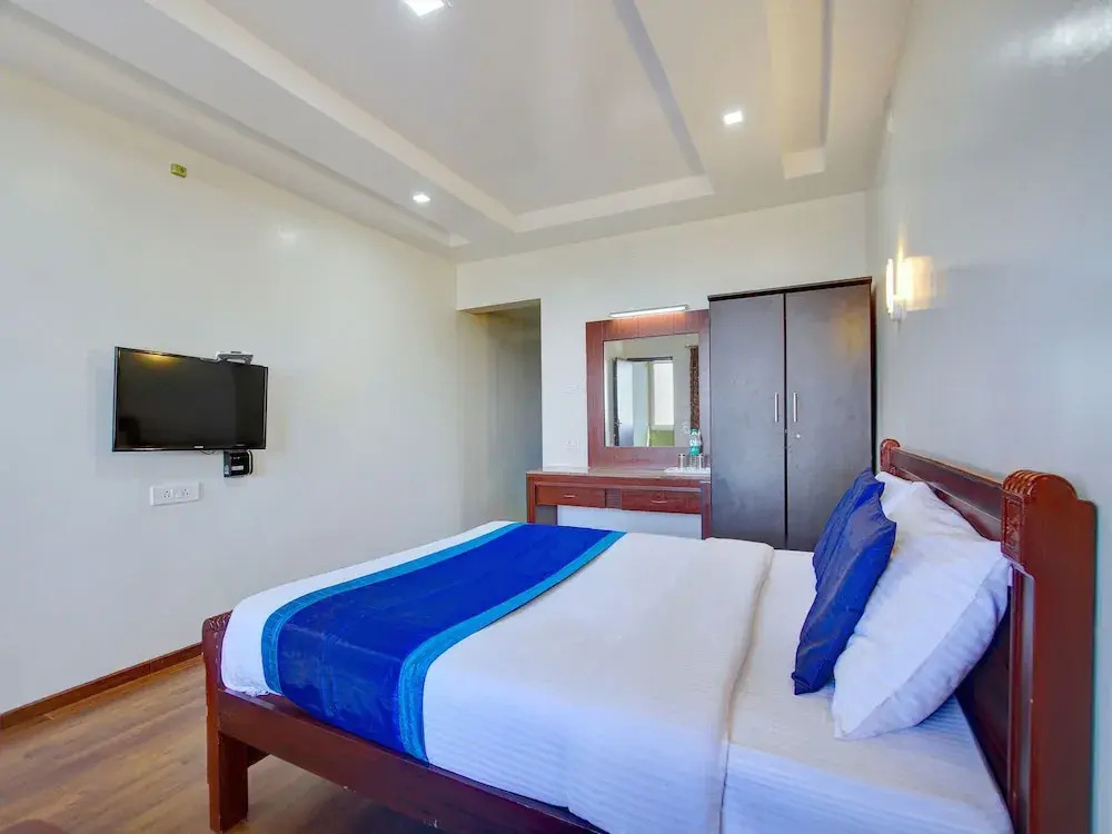 OYO 8732 Hotel Ultimate