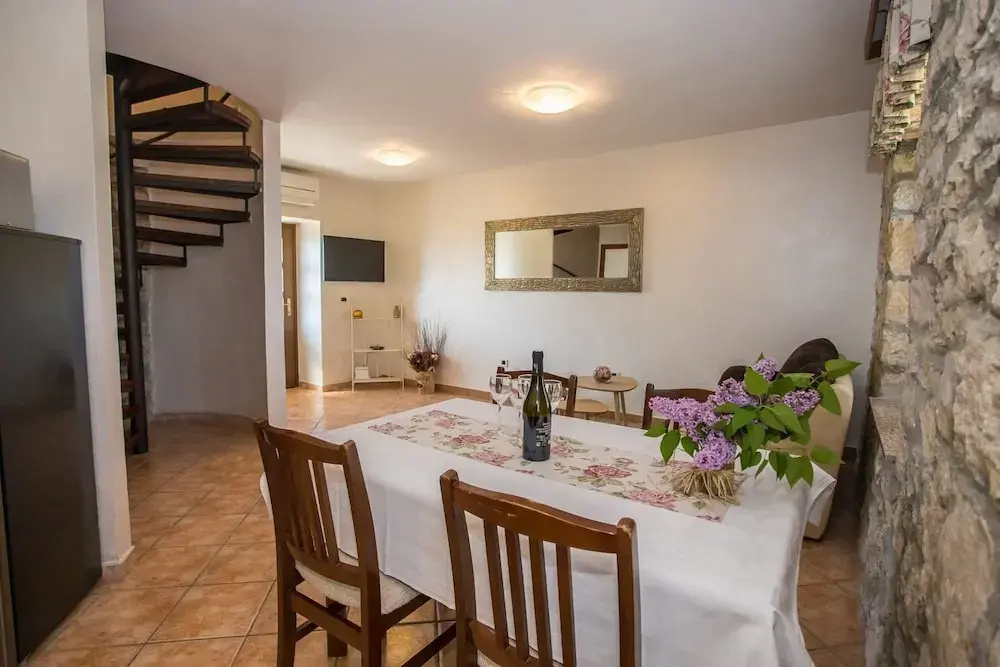 Apartment Nini
