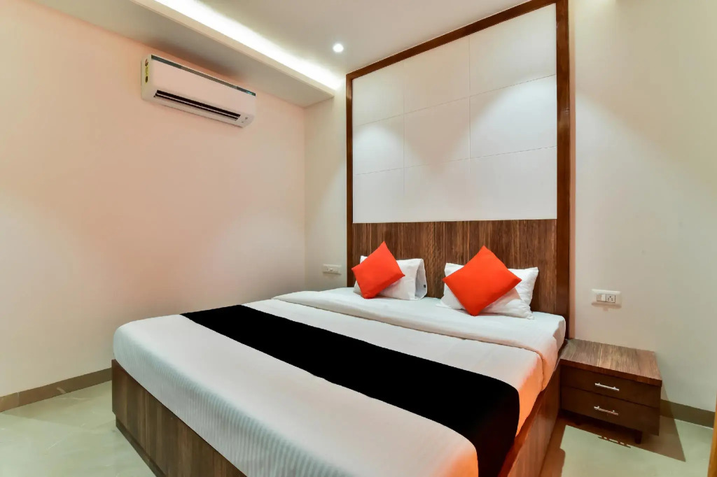 Capital O 78300 Maurya Inn