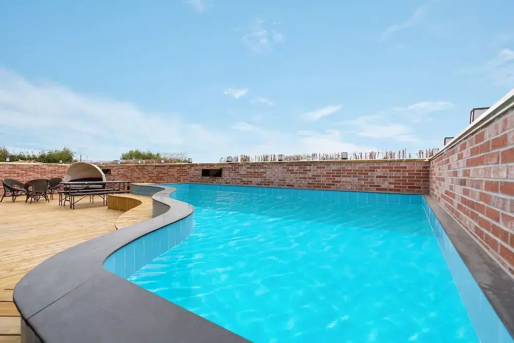 The Bay hotel & pool villa