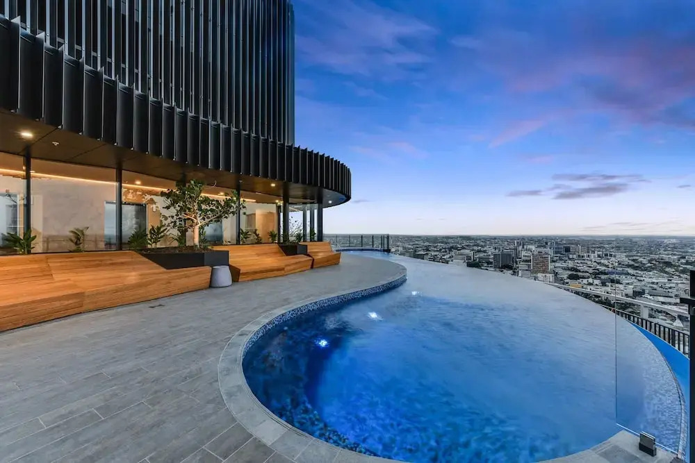Stunning Urban Apartment In The CBD
