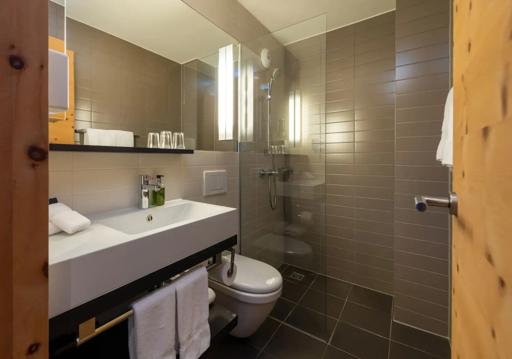 Hotel Schweizerhof Sils Maria, a Faern Collection Hotel