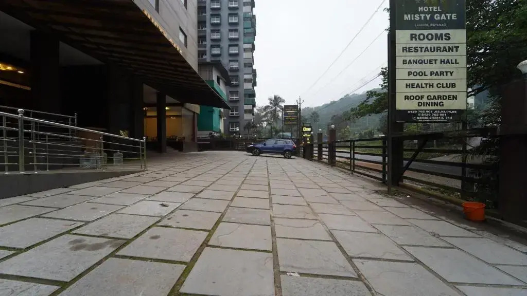 Misty Gate