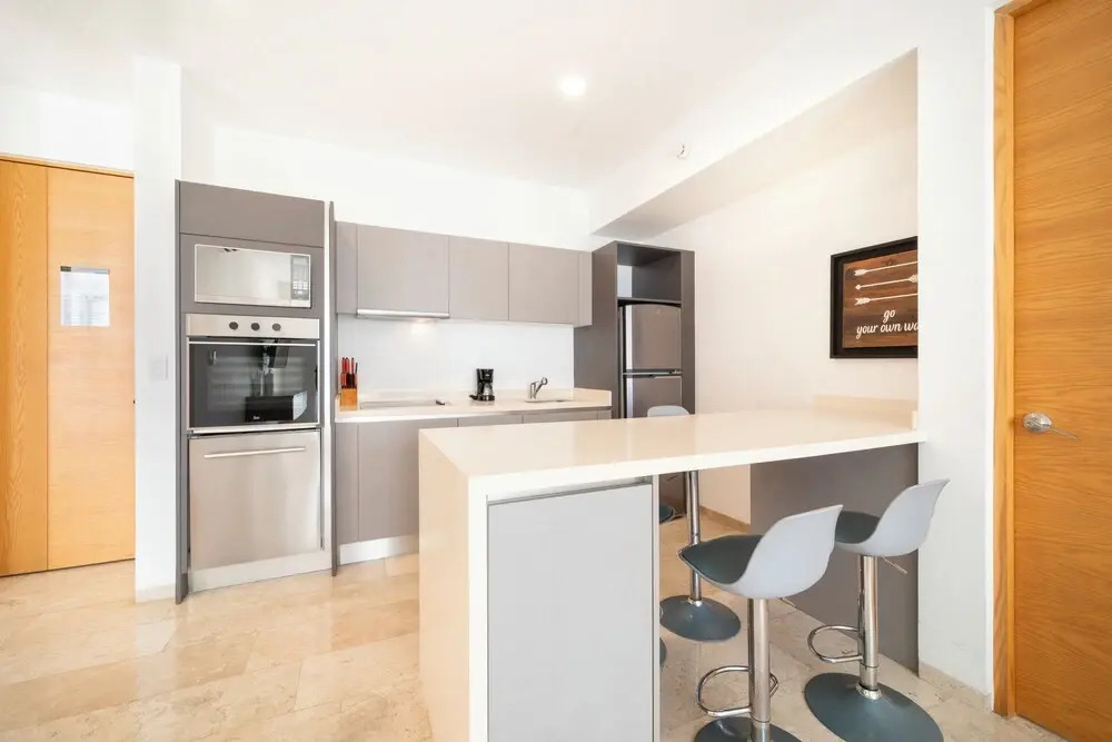 2 BR Condo Rooftop Ocean View - Sasha I