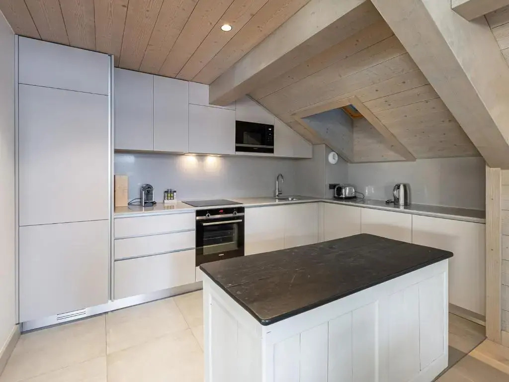 Appartement Méribel, 5 pièces, 9 personnes - FR-1-565-61