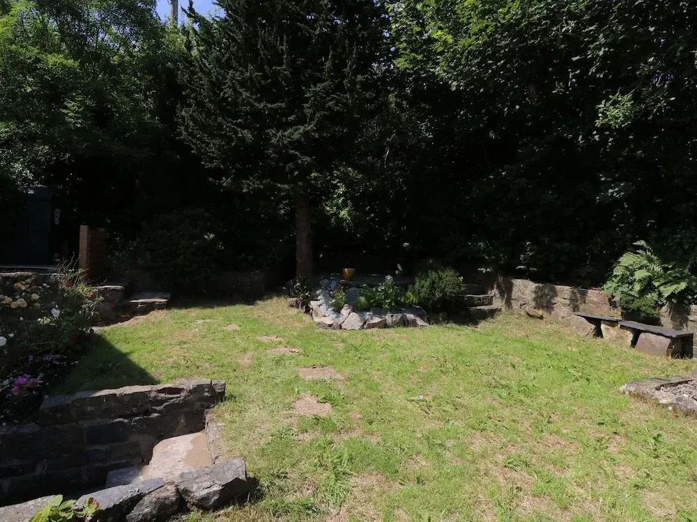 Ty Ffynnon