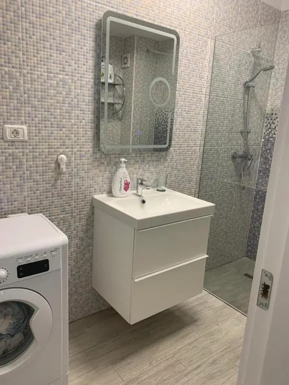 Velvet 64 apartament pe plaja