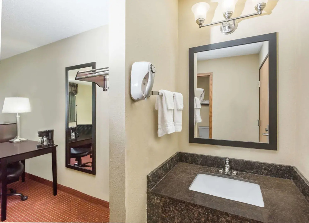 Western Inn & Suite Grinnell IOWA