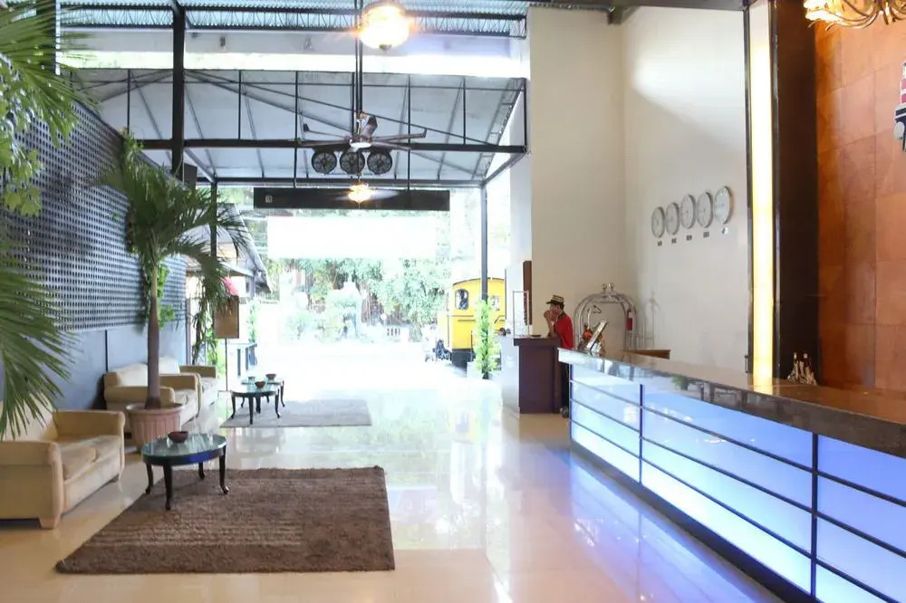 Airy Kartika Plaza Kuta Centre 8X Bali